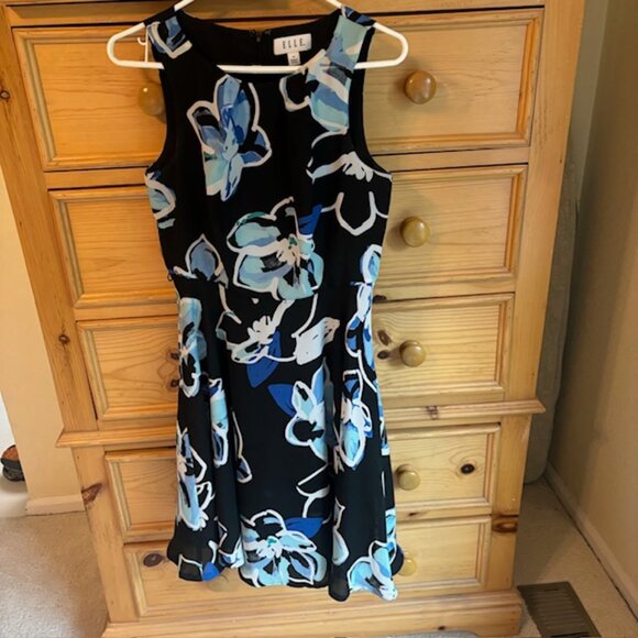 Blue White and Black Floral Dress Size Small - Picture 1 of 4